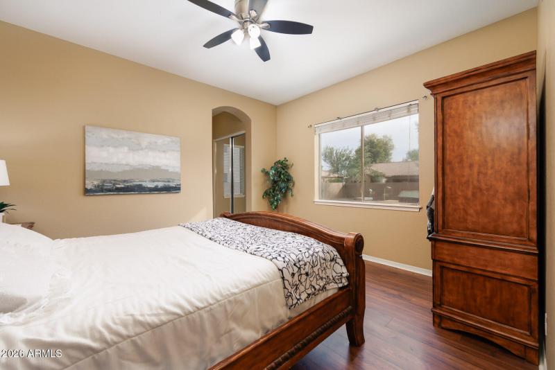 E Victoria St (1937)-13