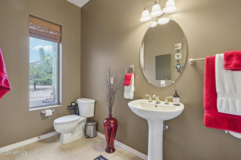 4th bathroom