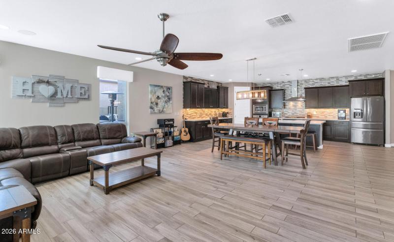 17012 W Sand Hills Rd-large-014-022-1701