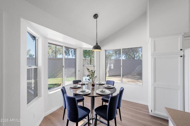 010__1405 N Jamaica Way_BreakfastNook