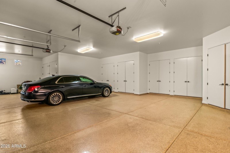 040_The Dream Garage