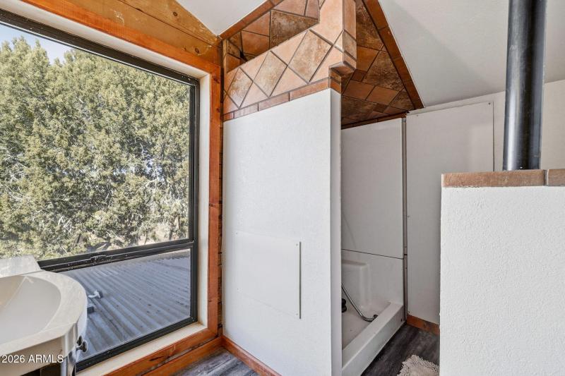 4TH BATHROOM