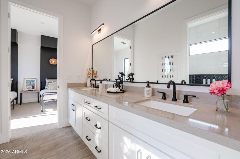Model Home B49 Bedroom 3-4 Jack-Jill Bat