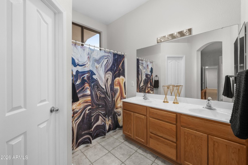 4957-S-Louie-Lamour-28