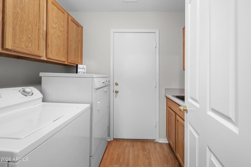 4957-S-Louie-Lamour-38