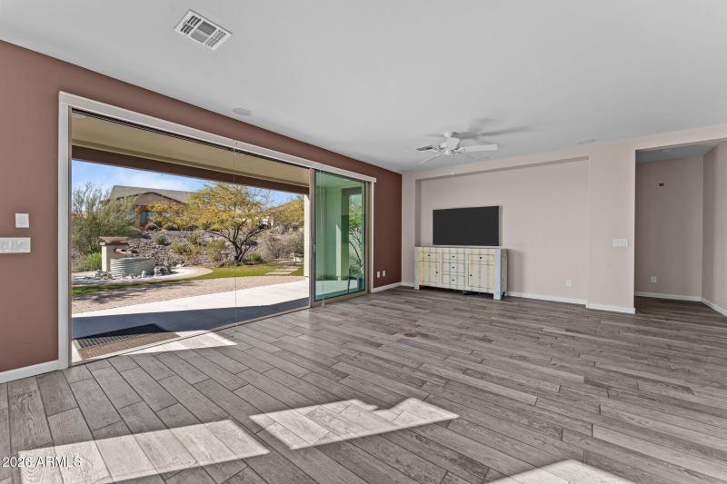 11-web-or-mls-DSC08667