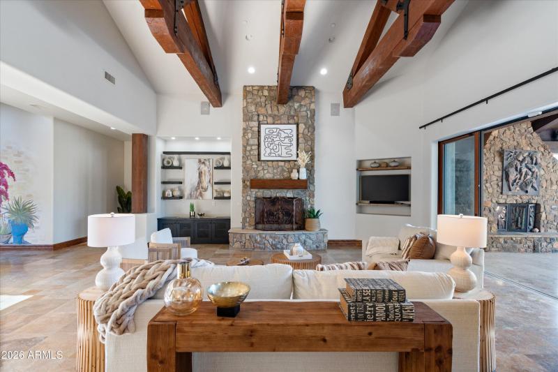 020-Living Room