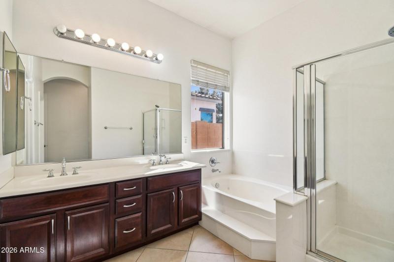 22-web-or-mls-S Roca St-S0702-022