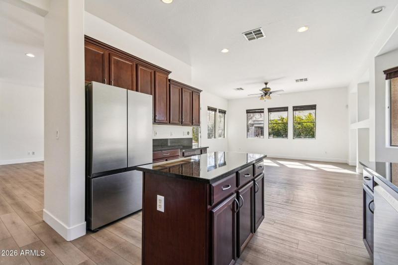 12-web-or-mls-S Roca St-S0702-012