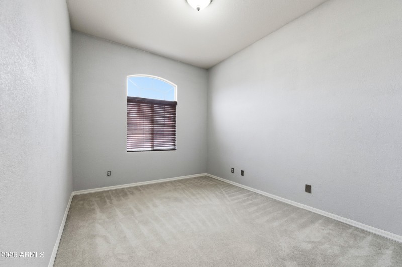 1695 E Monterey St-8