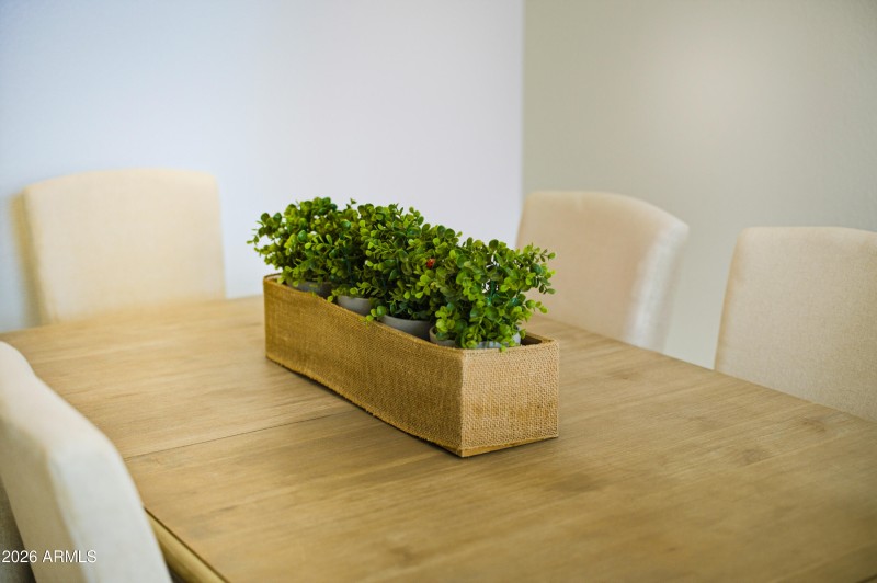 1695 E Monterey St-11