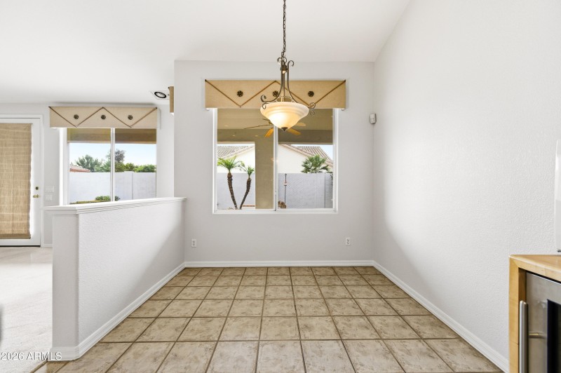 1695 E Monterey St-19