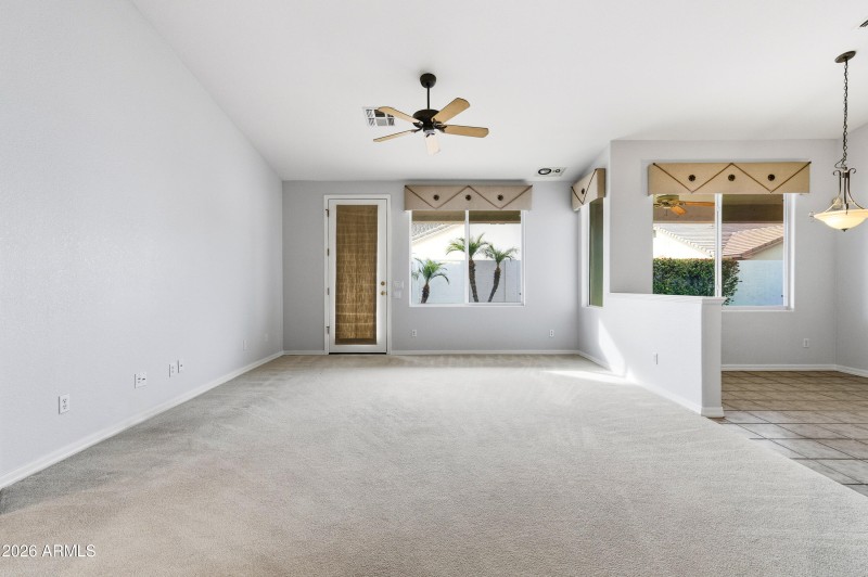 1695 E Monterey St-21