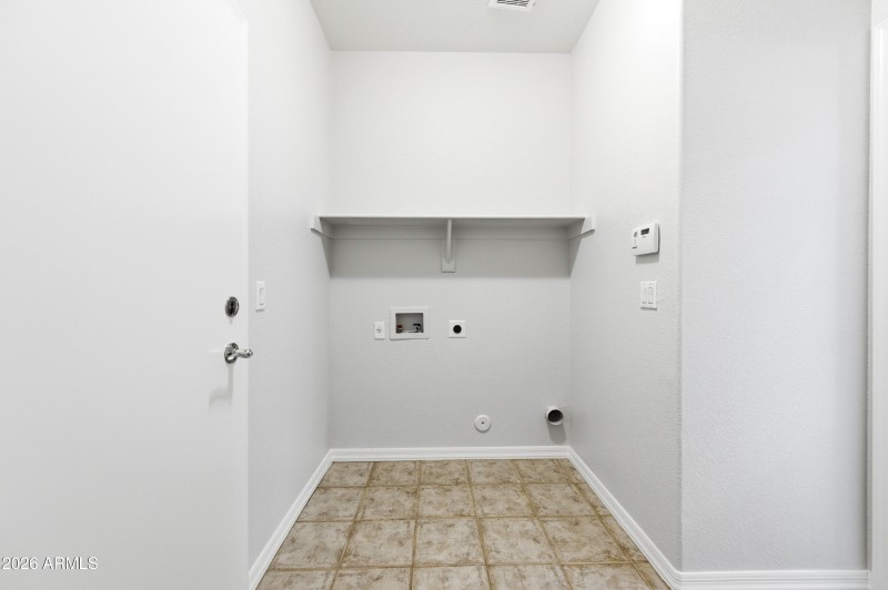 1695 E Monterey St-29