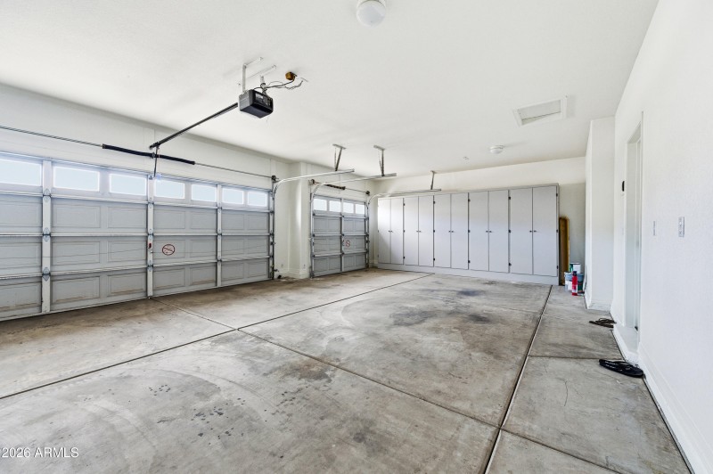 1695 E Monterey St-30