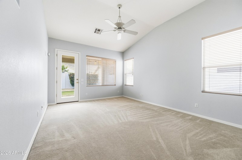 1695 E Monterey St-35