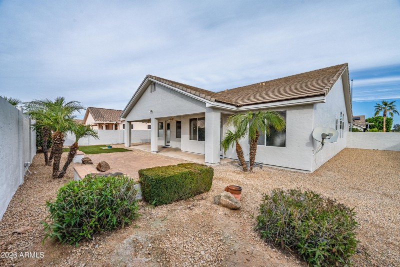 1695 E Monterey St-42