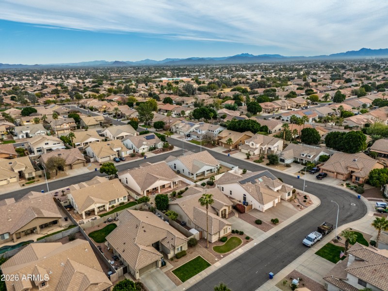 1695 E Monterey St-47