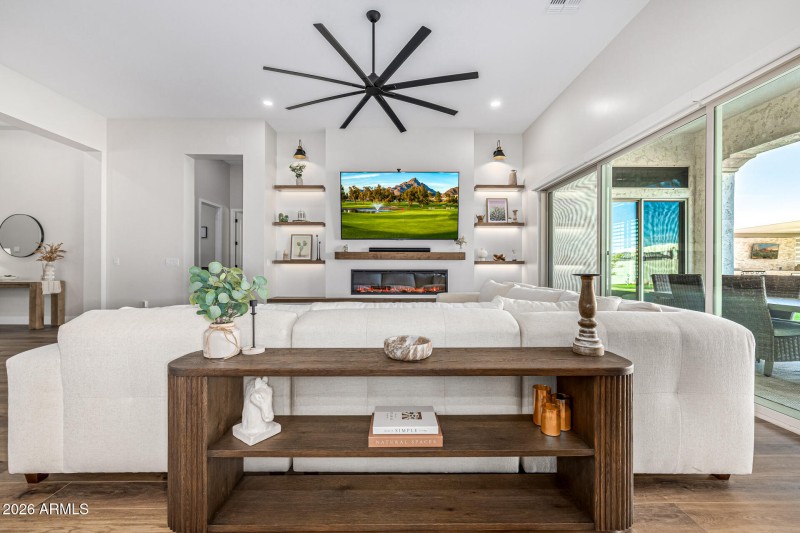 Living Room 4