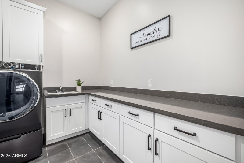 Laundry Room 2