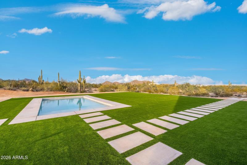 69-web-or-mls-DSC00939-HDR-Edit