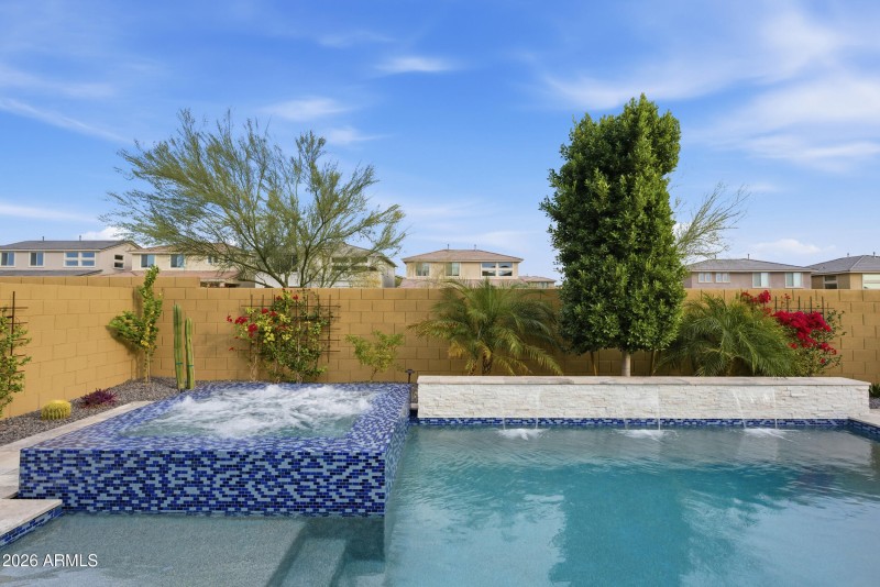 44_21629 n 59th st--phoenix, az 85054-44