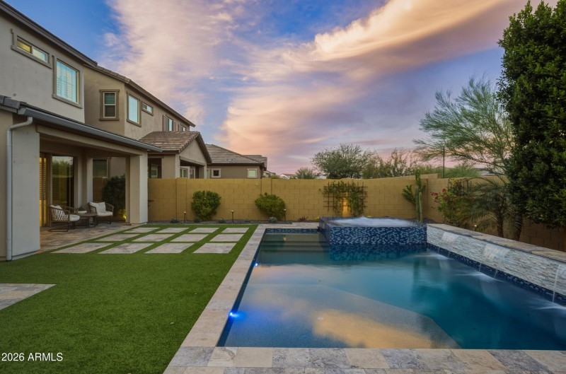 56_21629 n 59th st--phoenix, az 85054-56