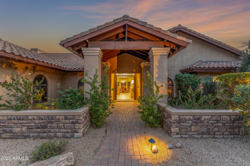 feb 5 front door open aead8c861b1efed81f