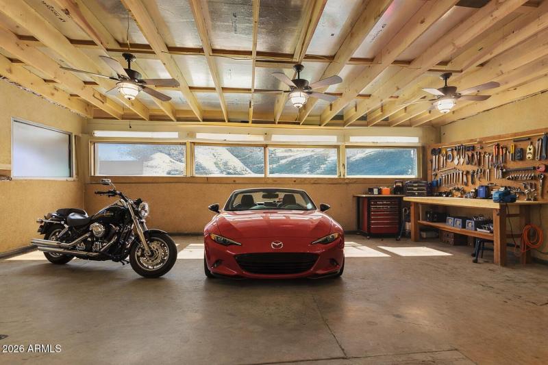 garage car bike - Copy