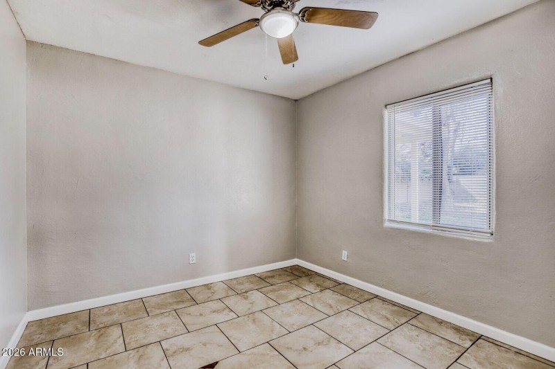 6132 N 35th Dr - Web Quality - 018 - 18