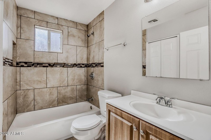 6132 N 35th Dr - Web Quality - 022 - 22