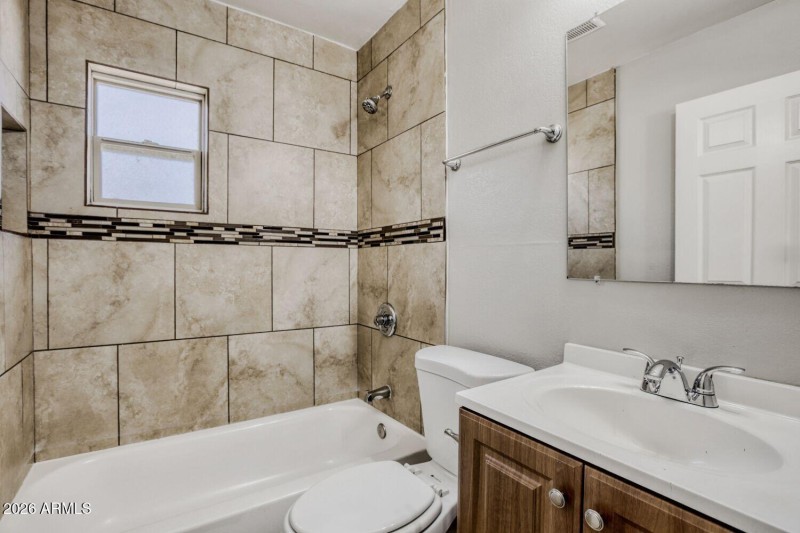 6132 N 35th Dr - Web Quality - 023 - 23