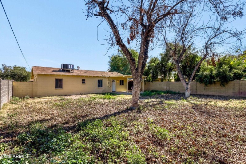 6132 N 35th Dr - Web Quality - 027 - 27