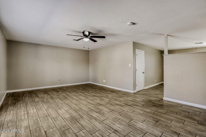 2952 N 53rd Dr - Web Quality - 008 - 08