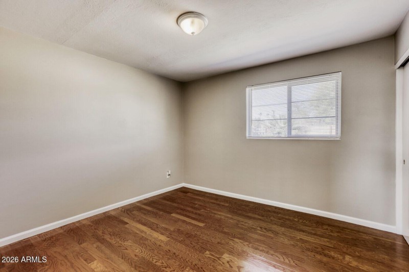 2952 N 53rd Dr - Web Quality - 016 - 16