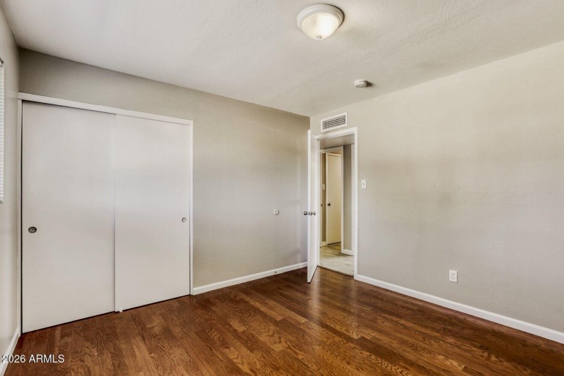 2952 N 53rd Dr - Web Quality - 017 - 17