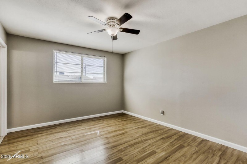 2952 N 53rd Dr - Web Quality - 018 - 18