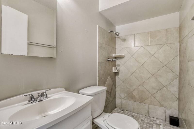 2952 N 53rd Dr - Web Quality - 021 - 21