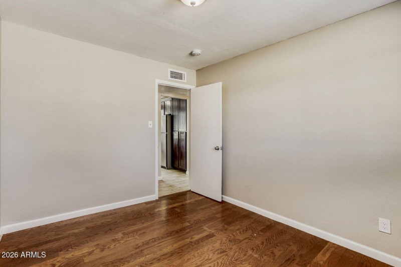 2952 N 53rd Dr - Web Quality - 023 - 23