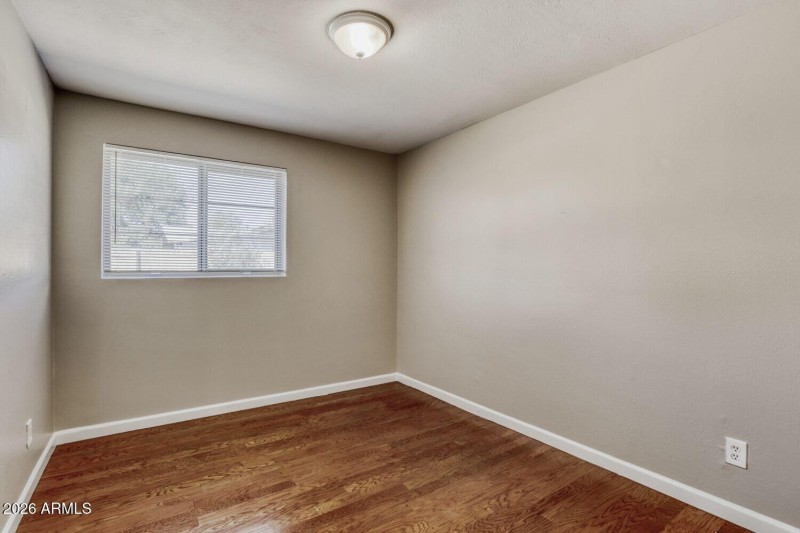 2952 N 53rd Dr - Web Quality - 024 - 24