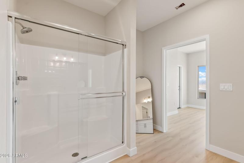 34-web-or-mls-JON00222