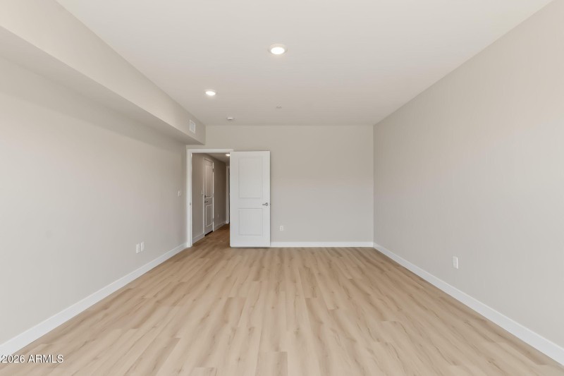 42-web-or-mls-JON00246