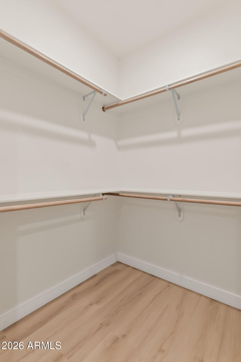 33-web-or-mls-JON00219