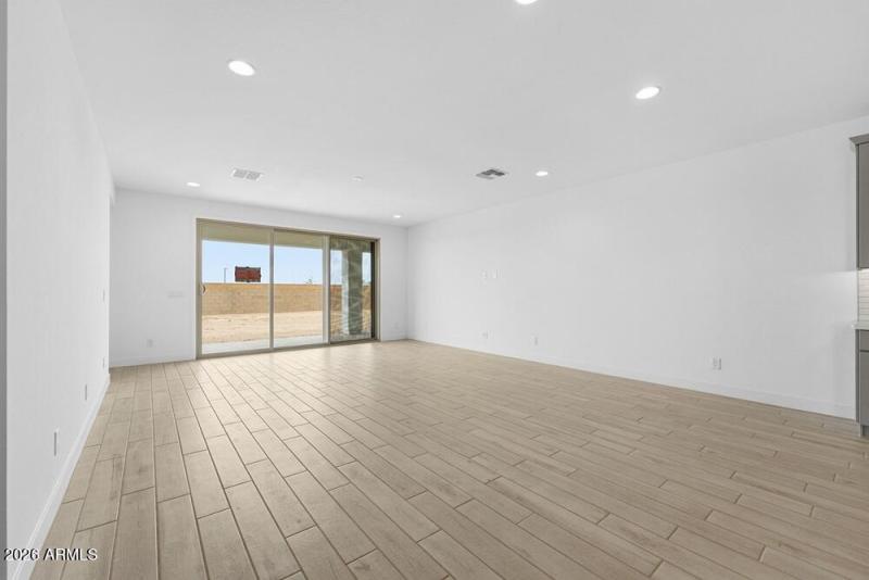 37690 N Plumbago Road - Ready Now