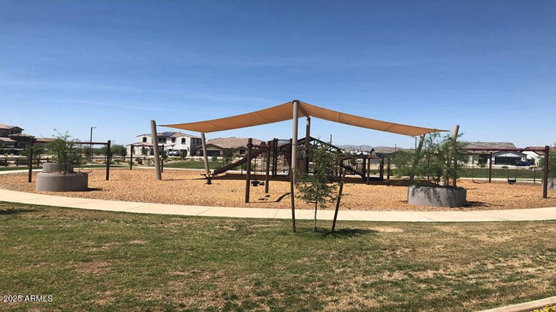 Almeria at Rancho Mercado Community