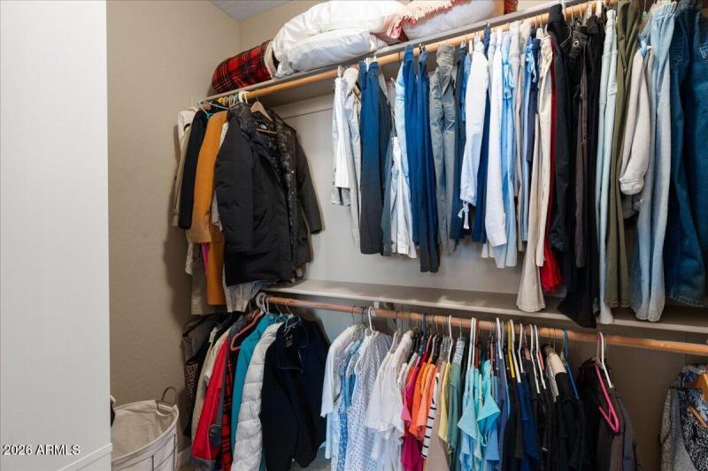 21-Primary Closet