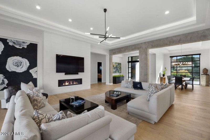 Living & Dining
