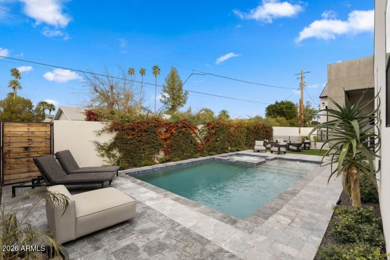 Heated Pool & Spa