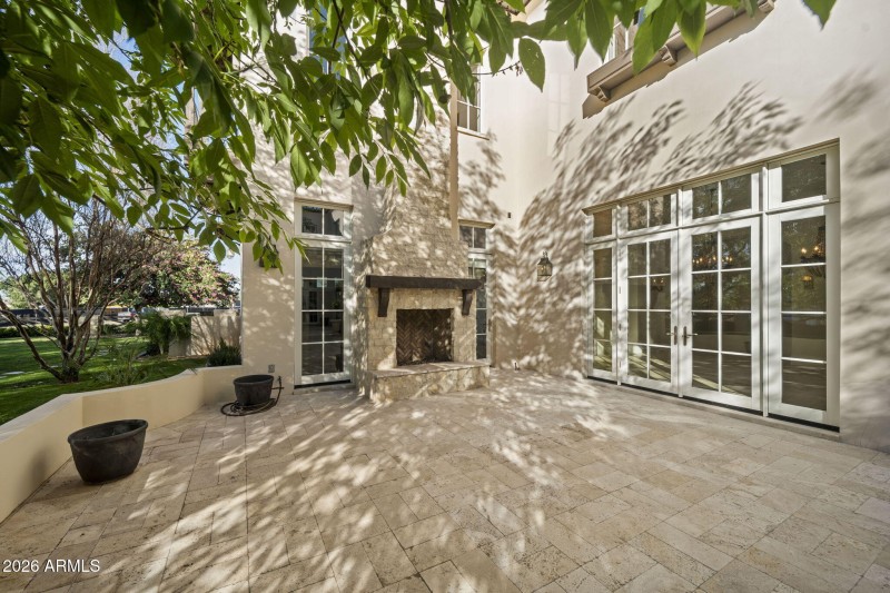 Exeter Blvd Front Courtyard Fireplace