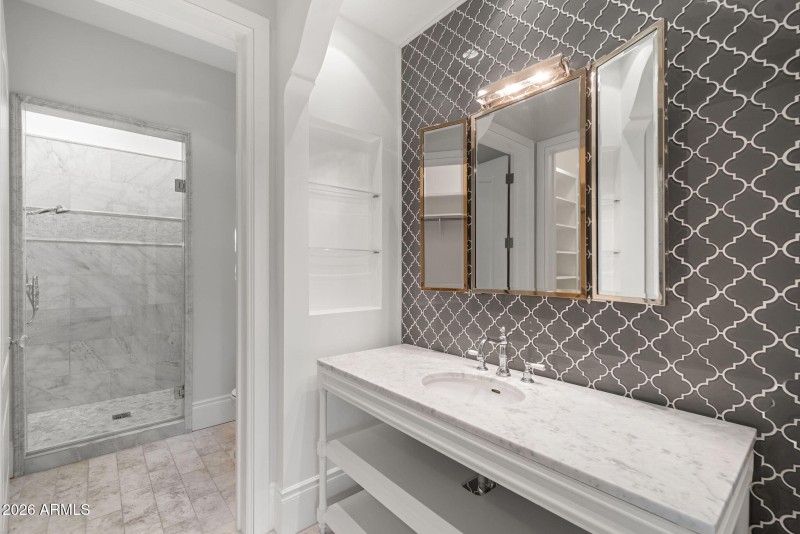 Downstairs Bedroom 1 + En Suite Bath